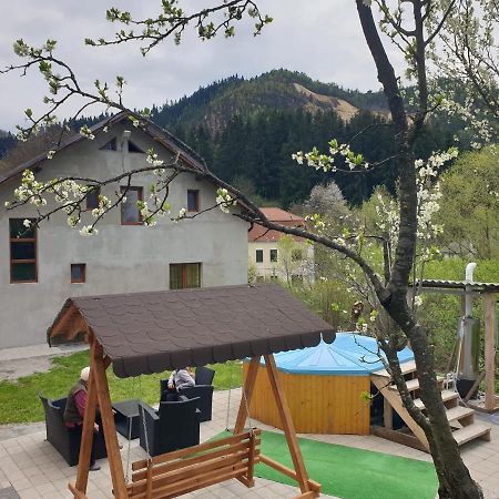 Casa Cu Povesti Rosia Montana Hotell Exteriör bild