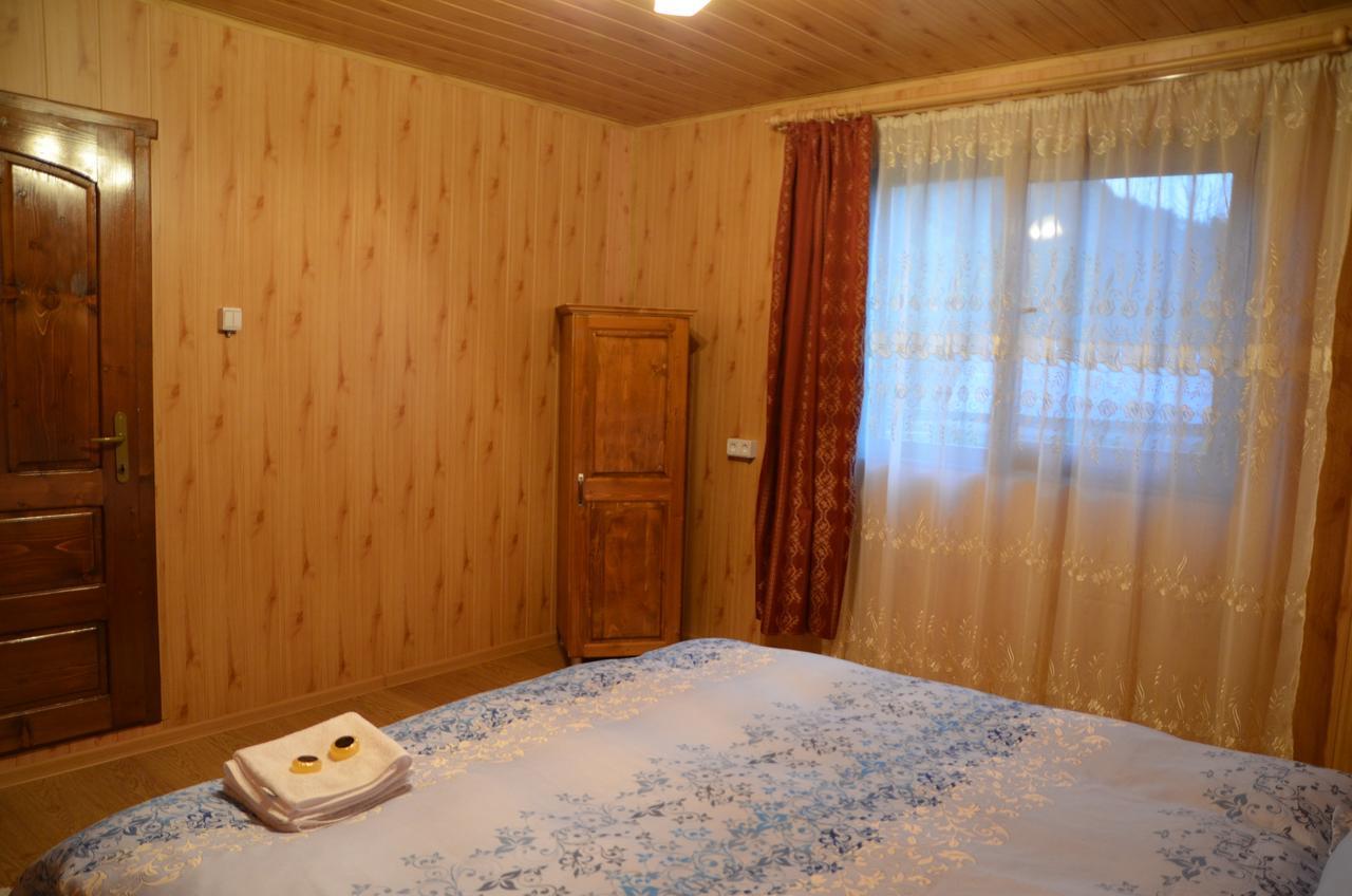 Casa Cu Povesti Rosia Montana Hotell Exteriör bild