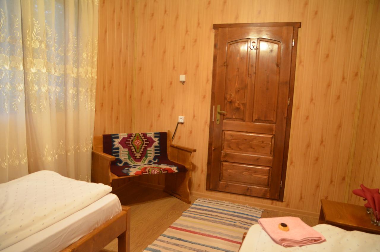 Casa Cu Povesti Rosia Montana Hotell Exteriör bild